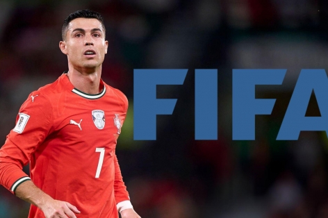 FIFA nguy cơ bị kiện vì giảm án cho Ronaldo