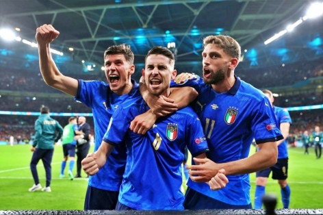 Italia 'hiện nguyên hình' tiễn Tây Ban Nha rời Euro 2021