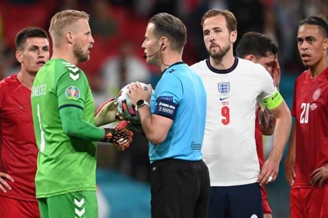 Anh chính thức nhận án phạt từ UEFA