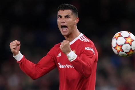 Ronaldo gửi tin nhắn cho Ferdinand