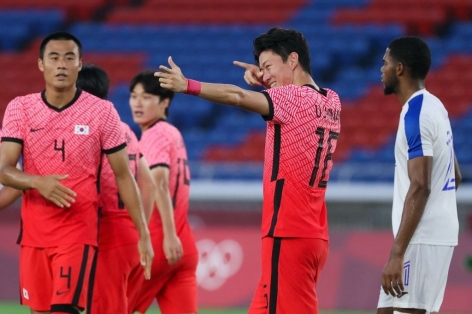 Đại diện châu Á thắng dễ Honduras, chính thức vào vòng knock-out Olympic