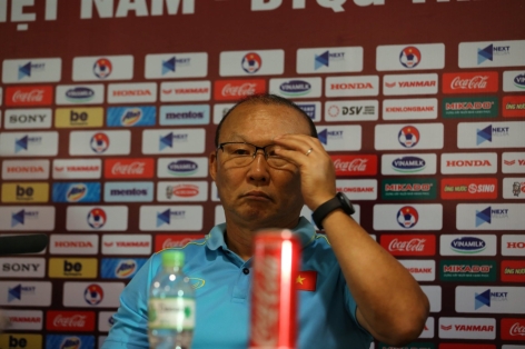 Chuỗi sự kiện khiến HLV Park 'phát điên' vì ĐT Việt Nam trước thềm AFF Cup 2021