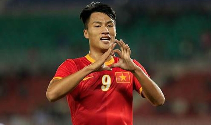 Nhận thẻ đỏ, cầu thủ U23 Iran đánh Hồng Quân ngay trên sân