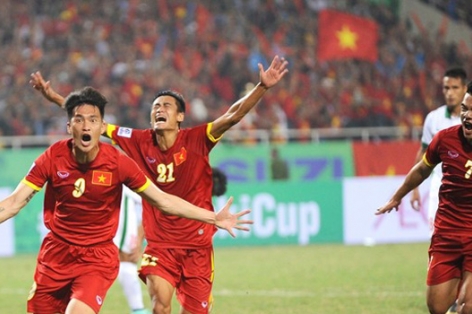 Công Vinh và bàn thắng tri ân thầy Miura