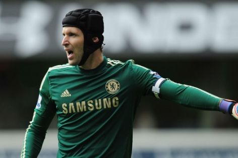 HLV Mourinho lên tiếng về tin đồn Cech đến Arsenal