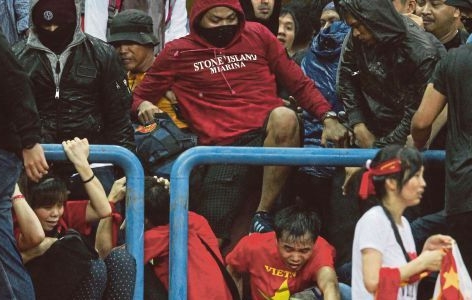 Malaysia sẽ phải báo cáo về vụ CĐV đánh người Việt Nam