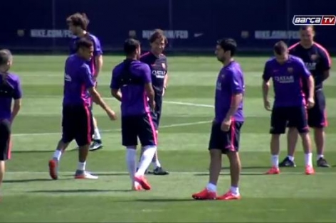 VIDEO: Buổi tập luyện của Barcelona trước thềm chung kết Cúp nhà Vua