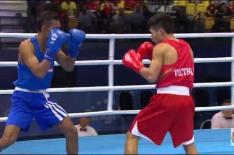 Video SEA Games 28: Nguyễn Văn Đức dễ dàng vào bán kết môn Boxing hạng 60kg