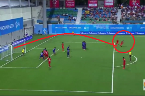 Video SEA Games 28: Hai bàn thắng trong vòng 2 phút của U23 Singapore