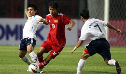 Bóng đá nam SEA Games 28: Bảng A căng thẳng, khó lường