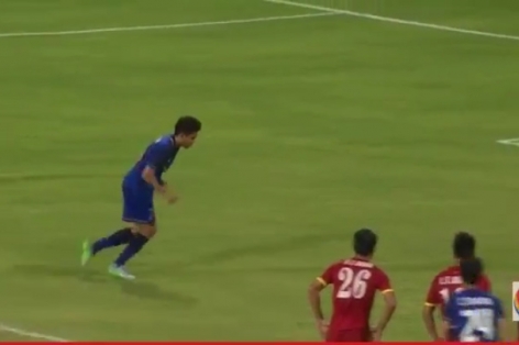 Video U23 Việt Nam - U23 Thái Lan: Thái Lan được hưởng 1 quả penalty