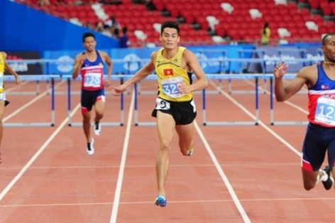 Video SEA Games 28: Chung kết chạy 400m rào nam - Quách Công Lịch/Đào Xuân Cường