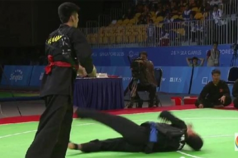 Võ sỹ pencak silat Việt Nam bị xử thua vì đánh 'trọng thương' võ sỹ Thái