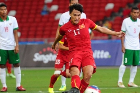 Video SEA Games 28: Mạc Hồng Quân mở tỷ số cho U23 Việt Nam ở phút 13