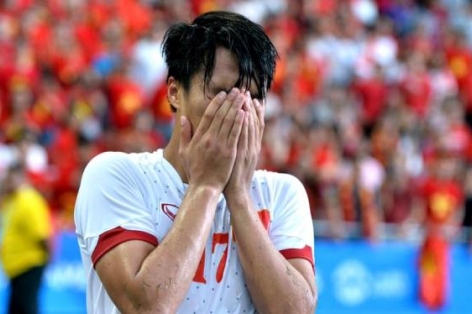 VIDEO: Xem lại những pha bỏ lỡ đáng tiếc của Mạc Hồng Quân vs U23 Myanmar