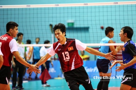 TRỰC TIẾP SEA Games 28: Bóng chuyền nam nhận HCB