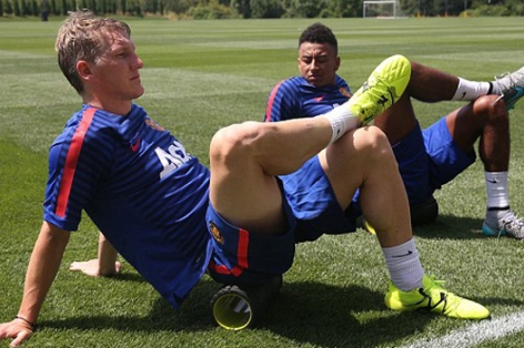 Schweinsteiger tự hào là cầu thủ Đức đầu tiên khoác áo MU