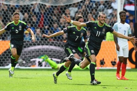 VIDEO: Màn trình diễn ấn tượng của Gareth Bale trước tuyển Anh