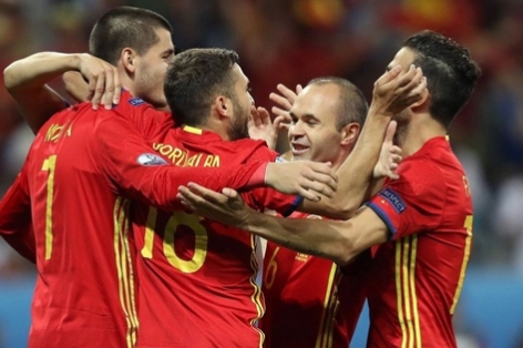 ĐHTB lượt 2 vòng bảng EURO 2016: Tây Ban Nha áp đảo