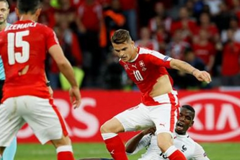 Xác định cặp đấu đầu tiên tại vòng 1/8 EURO 2016