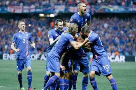 Bóng đá Việt Nam được nhắc tới khi Iceland đánh bại ĐT Anh