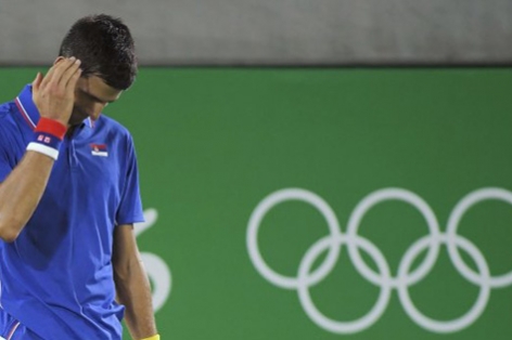 Djokovic và chị em nhà Williams bị loại ở ngay vòng 1 Olympic