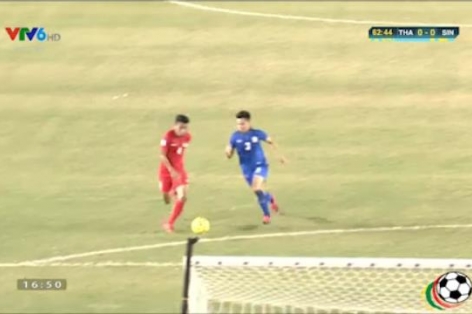 VIDEO: 2 pha bóng khiến CĐV Thái thót tim trước Singapore