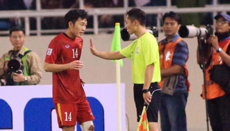 VIDEO: Xuân Trường phân trần giúp Việt Nam thoát penalty trước Indonesia