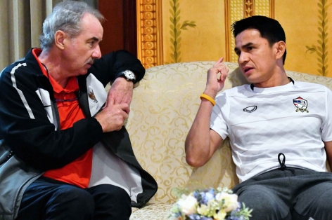 HLV Kiatisak và Riedl tự tin vô địch AFF Cup 2016