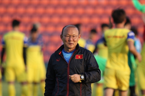 U23 Việt Nam rèn chiến thuật quen thuộc tại Thái Lan