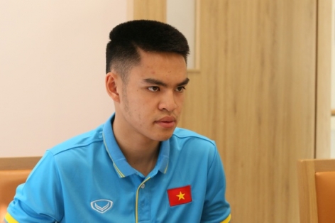 'Sao Việt kiều' Tony Tuấn Anh: 'Khoác áo ĐTVN là ước mơ của tôi'