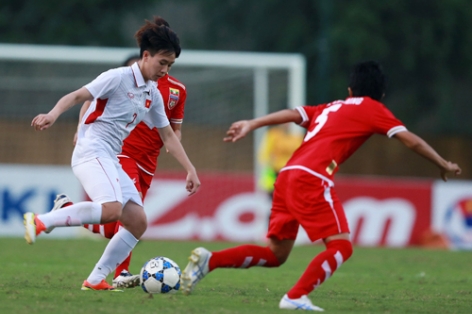 SEA Games 29: ĐT bóng đá nữ đặt mục tiêu vô địch, Kiatisuk 'thách' Thái Lan đoạt HCV