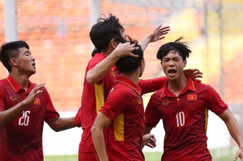 Công Phượng lập cú đúp, U22 Việt Nam thắng đậm Campuchia