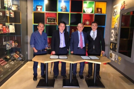 HLV ĐTVN: Người Hàn lo cho Mr. Ngủ gật, người Việt thì sao?