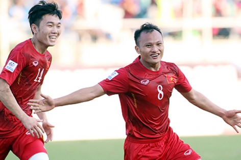 Vì AFF Cup, HLV Park cắt ngắn ngày nghỉ của Trọng Hoàng