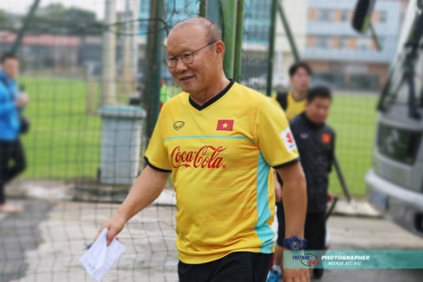 Lập kế hạ Malaysia, chờ tin từ “mắt thần” của HLV Park Hang Seo