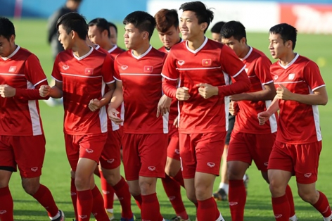 Báo châu Á khuyên Việt Nam đá 5-4-1 trước Nhật Bản