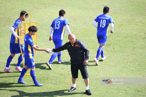 HLV Park Hang Seo đặc biệt quan tâm đến Công Phượng