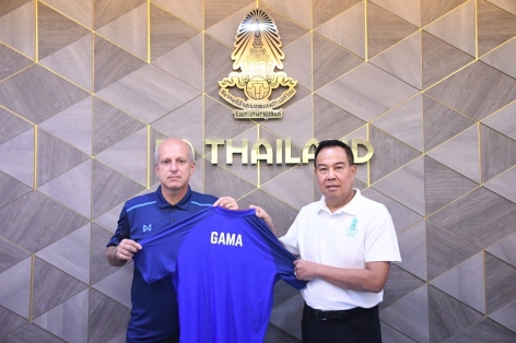 CHÍNH THỨC: Thái Lan công bố HLV 'khủng' đối đầu Việt Nam