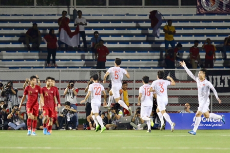 VIDEO: Văn Hậu lập cú đúp, U22 Indonesia 'toang' thật rồi!