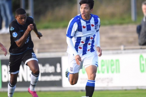 Heerenveen vs Heracles: Đoàn Văn Hậu đá chính?
