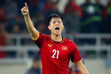 NÓNG: 'Lá chắn thép' ĐT Việt Nam chia tay sân cỏ ít nhất 3 tháng