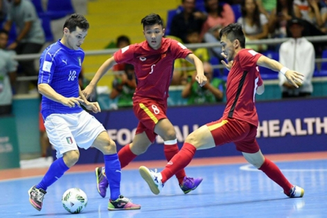 Tân HLV futsal VN triệu tập 17 cầu thủ chuẩn bị SEA Games 29