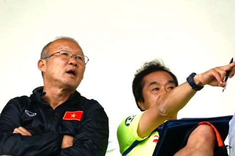 Vòng 5 V-League 2019: Nụ cười của HLV Park Hang Seo