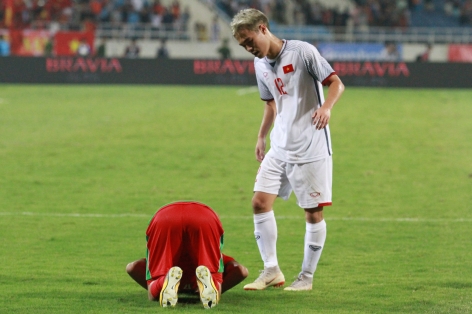 Văn Toàn hành xử đẹp sau trận thắng U23 Oman