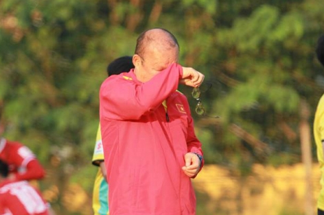 HLV Park Hang Seo chỉ đích danh 2 cầu thủ sẽ thay thế Văn Thanh