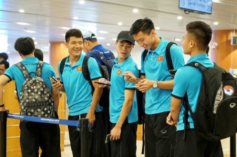ĐT Việt Nam thăm dò Thái Lan ngay khi đến Myanmar
