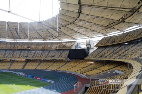 VIDEO: Bukit Jalil - sân Việt Nam đá chung kết lượt đi với Malaysia