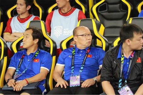 Báo Hàn tin thầy trò HLV Park có thể vượt qua vòng bảng Asian Cup