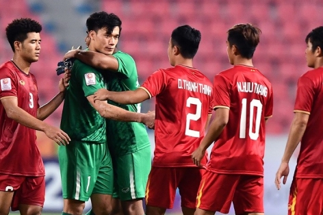 Thủ môn Bùi Tiến Dũng: 'Xin cảm ơn những sóng gió tuổi 23'
